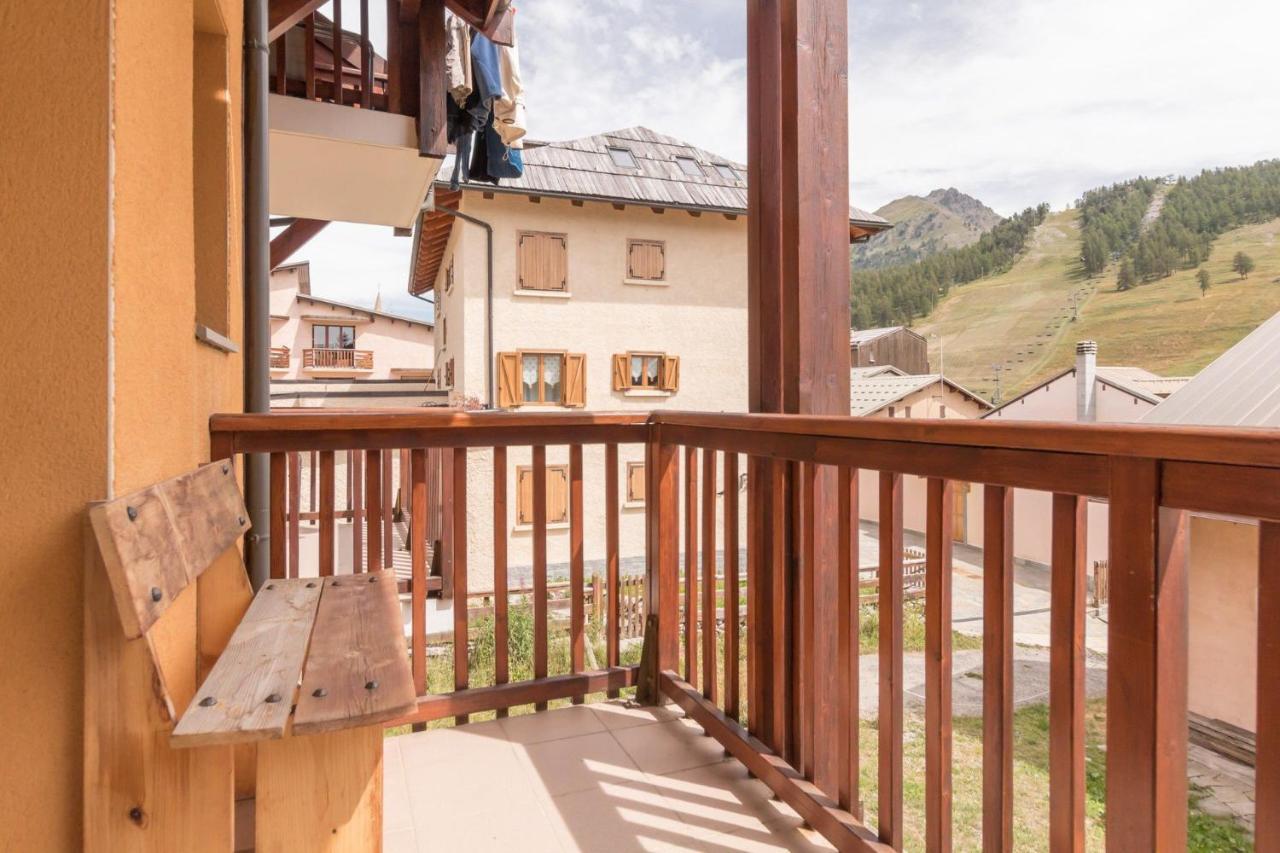 Trilocale Fronte Piste A Montgenevre Apartment Bagian luar foto